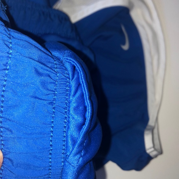 Two XS Nike Track Shorts - Picture 9 of 10